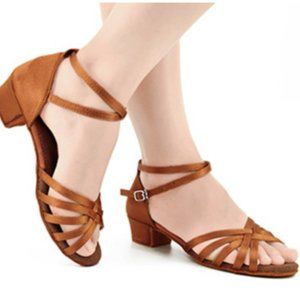 NEW Ballroom dance shoes Big girls 5.5